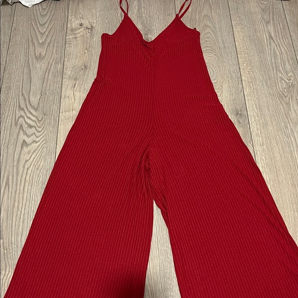 ZARA Red Ribbed Wide Leg Jumpsuit V-Neck Size Small - Picture 4 of 9